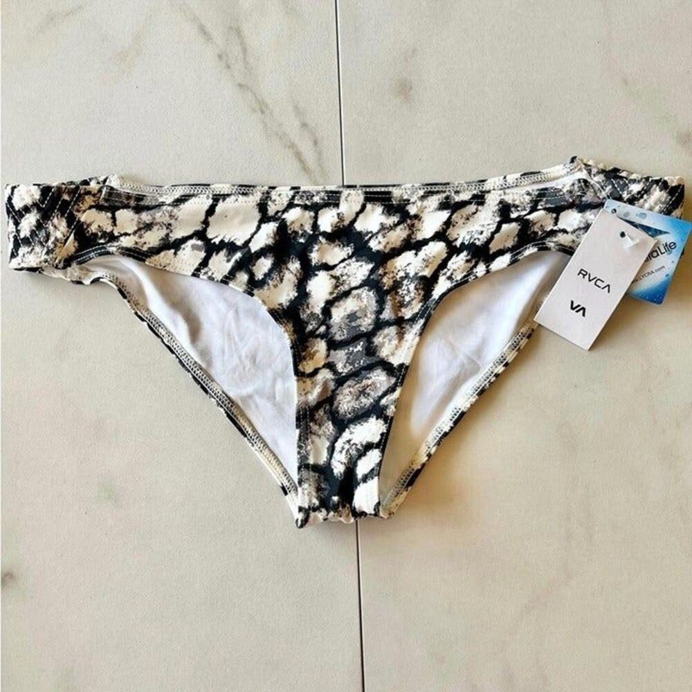 Nwt RVCA shapeshifter animal printed mid rise bikini bottom